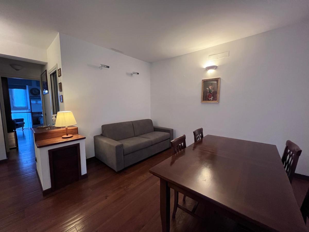 Casa Vacanze Attico Sul Lago Di Lecco, A Due Passi Dal Centro Con Posto Auto Exterior photo
